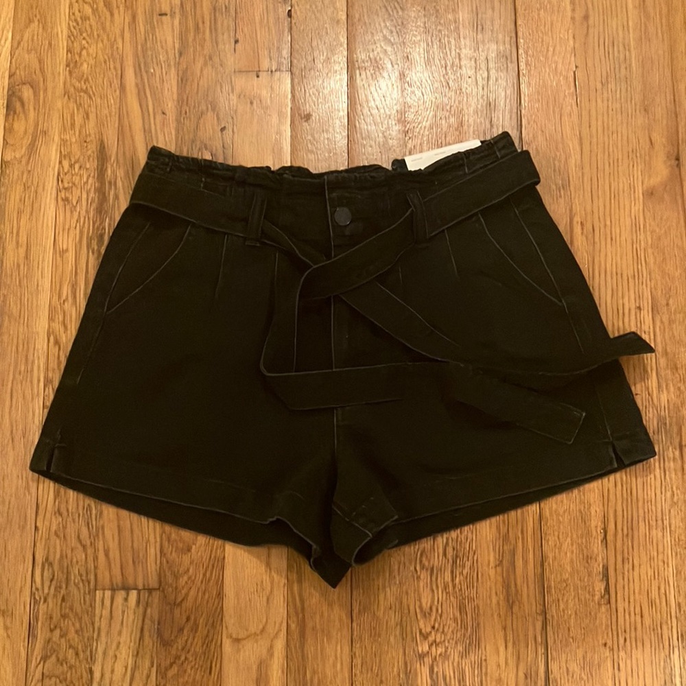 American Eagle Black Denim Mom Short Size 6 nwt